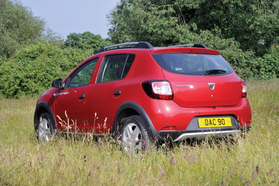  Dacia Sandero Stepway 2013 года  (UK) (фото 20 из 37)